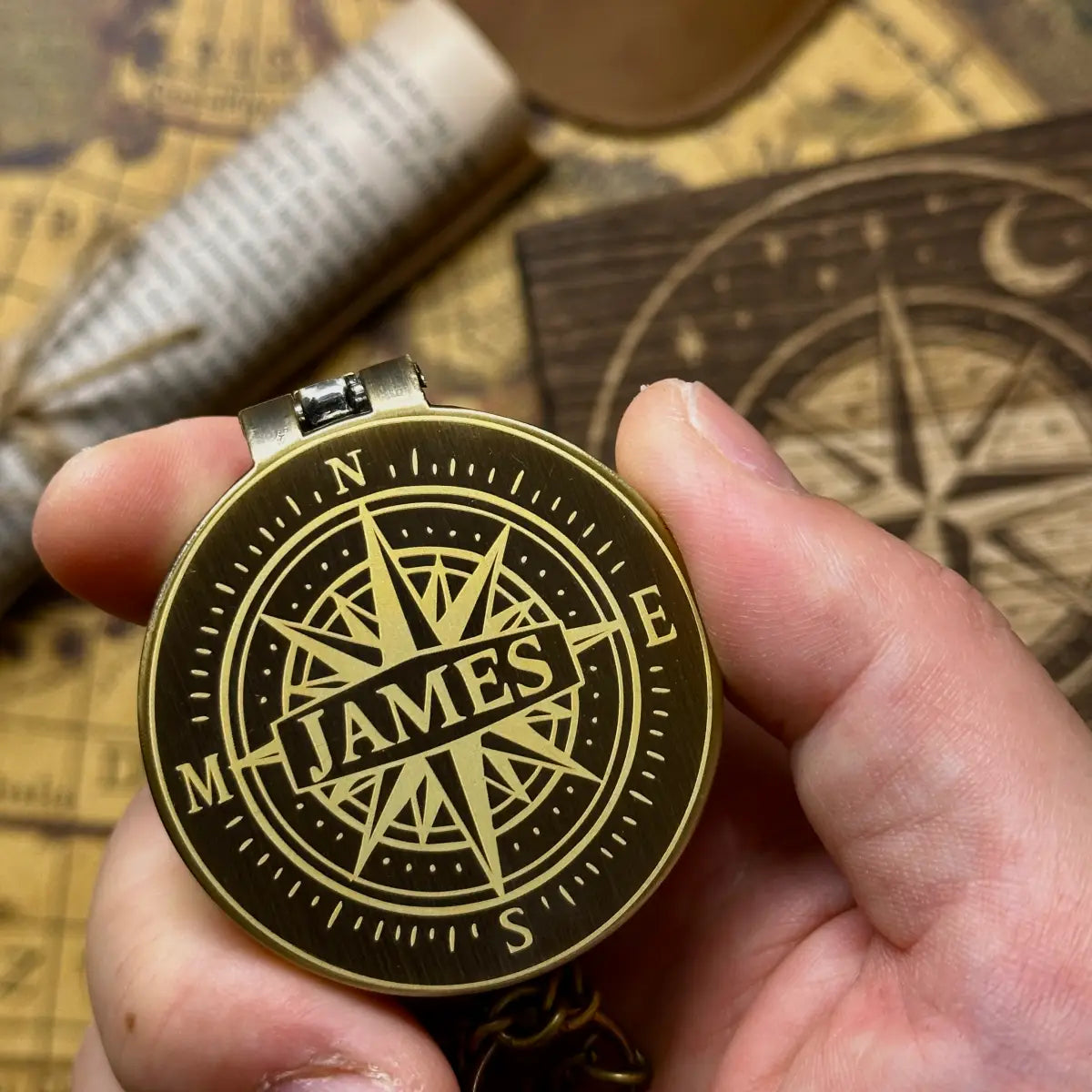 Personalized Name Engraved Compass | Groomsmen Gift for Him, Best Man | Custom Wedding Gift | Modern Windrose | Brass Working Compass