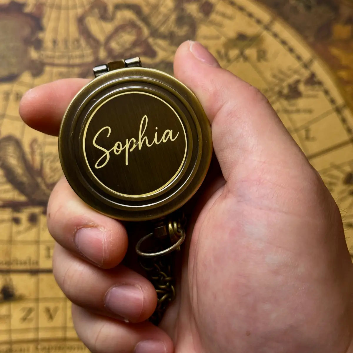 World Map Engraved Compass "Explore Beyond Borders" | Graduation Gift for Son, Him | Retirement Gift | Traveler Gift | Personalized | Brass Working Compass