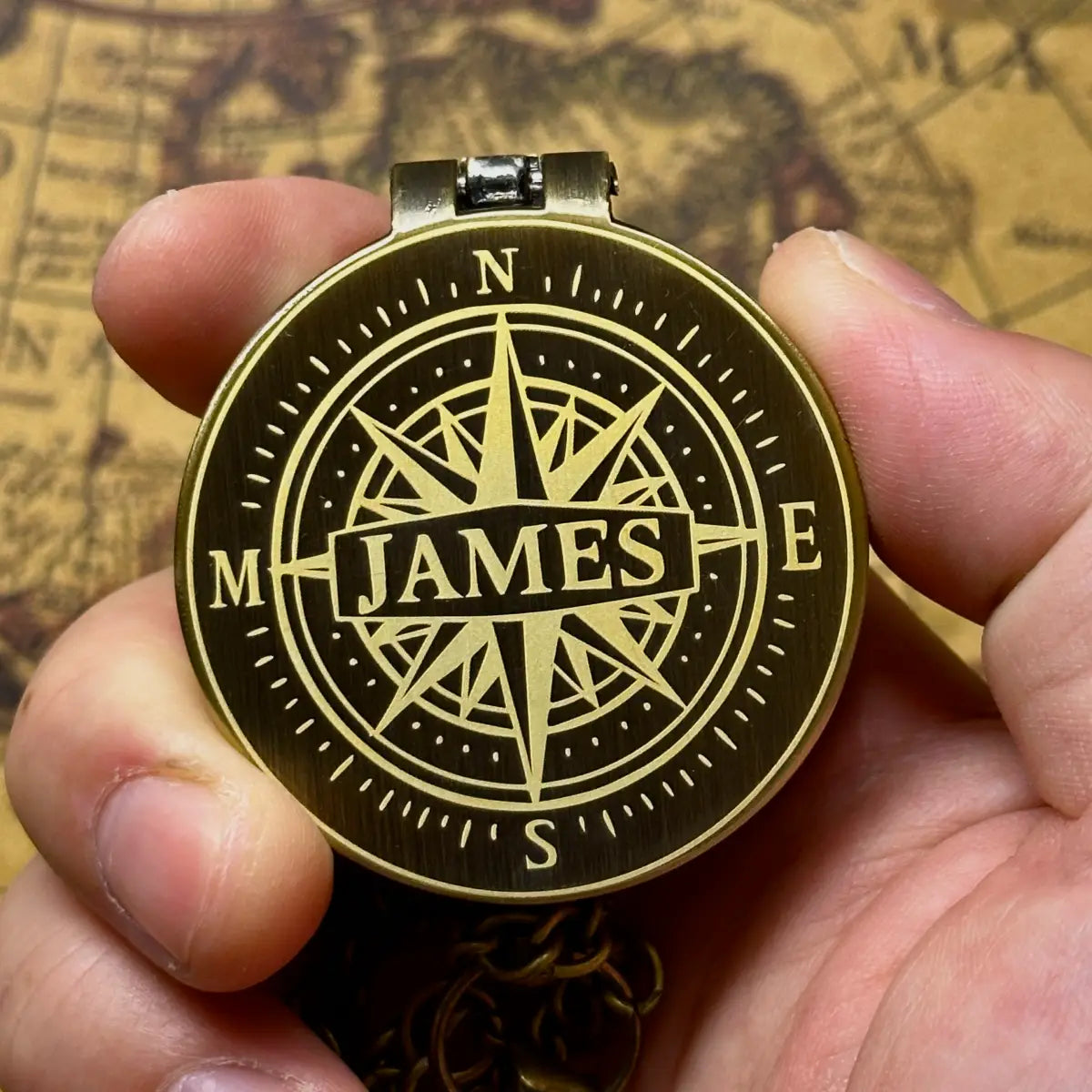 Personalized Name Engraved Compass | Groomsmen Gift for Him, Best Man | Custom Wedding Gift | Modern Windrose | Brass Working Compass