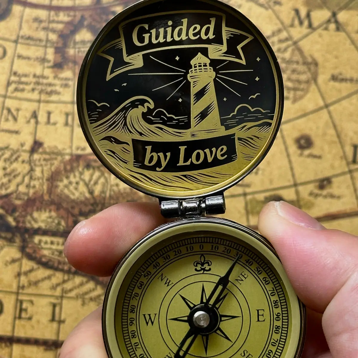 Personalized Name Engraved Compass | Groomsmen Gift for Him, Best Man | Custom Wedding Gift | Modern Windrose | Brass Working Compass